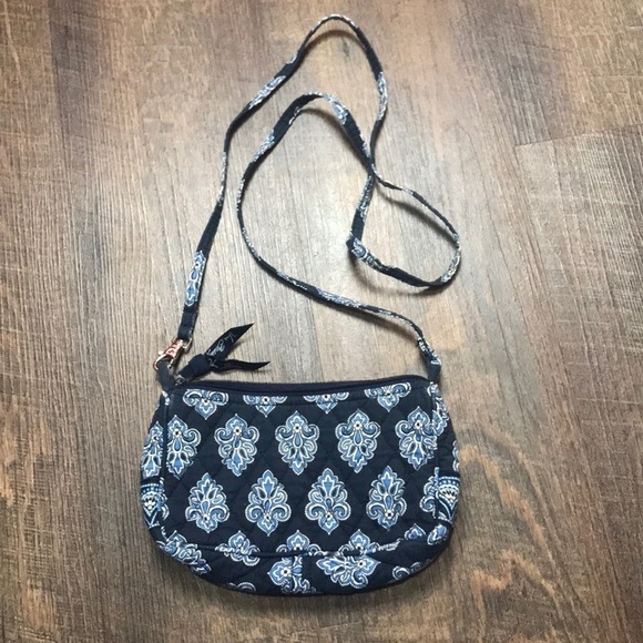 Vera Bradley Crossbody - Picture 1 of 7